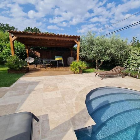 Maison Villa Pierrevert Экстерьер фото